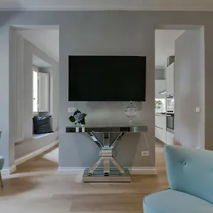 https://apartments-dello-sprone.it-tuscanyhotel.com
